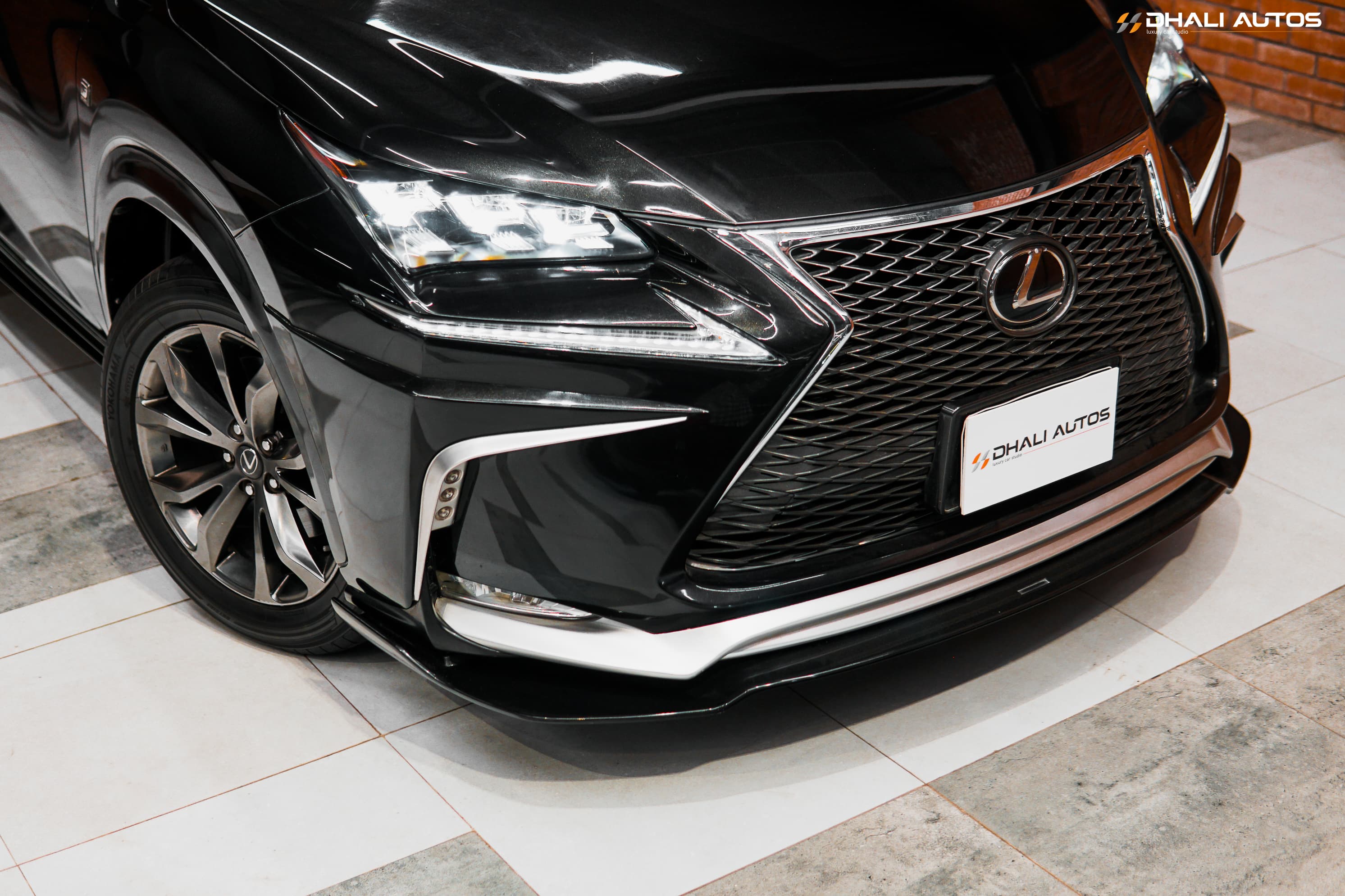Lexus NX200T profile